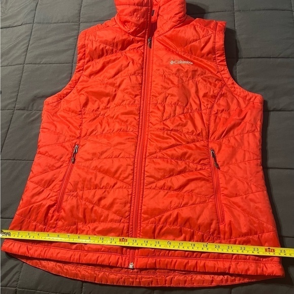 COLUMBIA Sportswear Athletic Plus Size 1X Lady’s red Vest EUC Omni-Heat - Picture 11 of 16